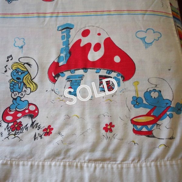 右端のプリント擦れ部分